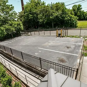 https://modern-north-gulch-apartment.nashville-hotels.org