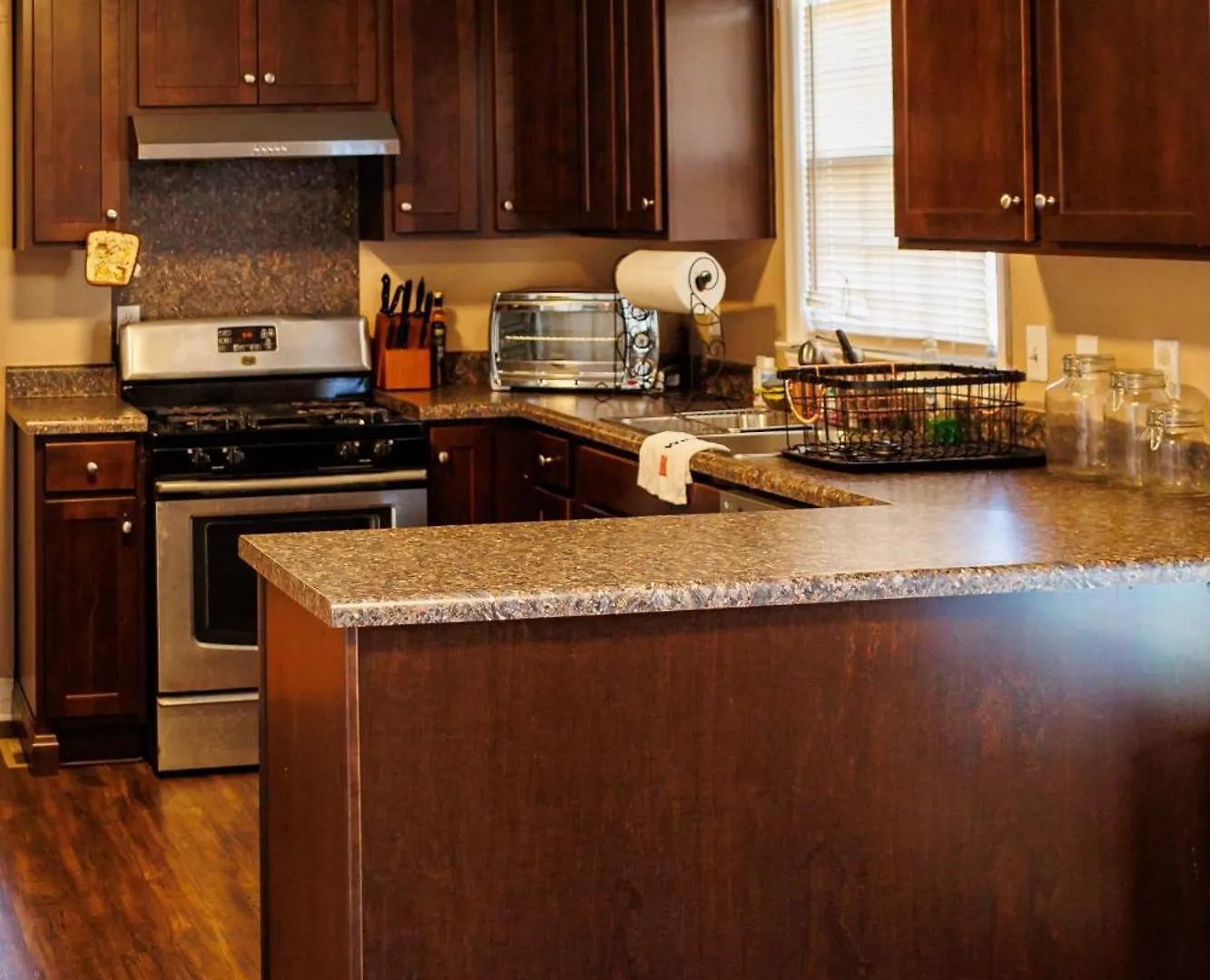 In The Heart Of The Qc! Villa Charlotte